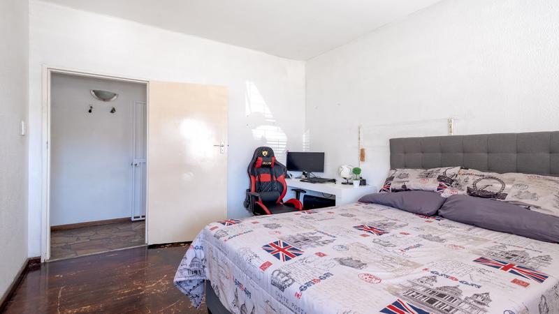 5 Bedroom Property for Sale in Parow North Western Cape